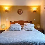 Feriehus Maison 3 - 6-8 Personnes - Piscine Chauffee - Jacuzzi - Internet - Parking - Ideal Familles & Pros