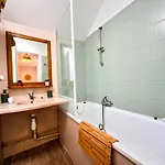 Maison 3 - 6-8 Personnes - Piscine Chauffee - Jacuzzi - Internet - Parking - Ideal Familles & Pros Monflanquin