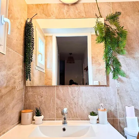 Maison 3 - 6-8 Personnes - Piscine Chauffee - Jacuzzi - Internet - Parking - Ideal Familles & Pros Feriehus *