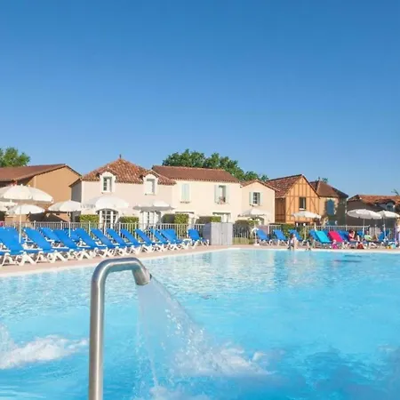 Maison 3 - 6-8 Personnes - Piscine Chauffee - Jacuzzi - Internet - Parking - Ideal Familles & Pros Prázdninový dům *