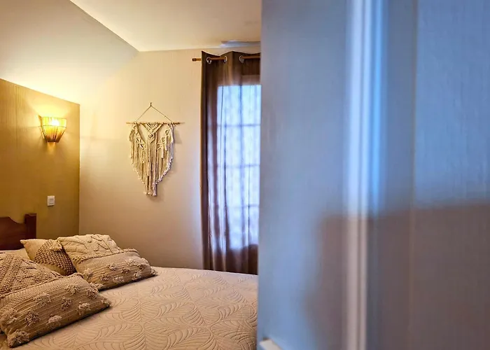 Grand Duplex En Residence De Vacances - 6-8Personnes - Piscine Chauffee - Jacuzzi - Internet - Parking - Ideal Familles & Pros * Monflanquin